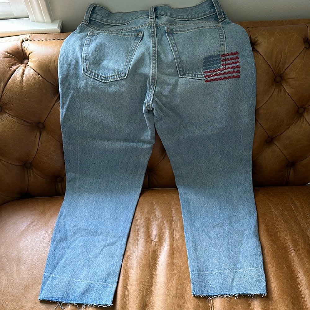 Old navy with American flag embroidery, NWT